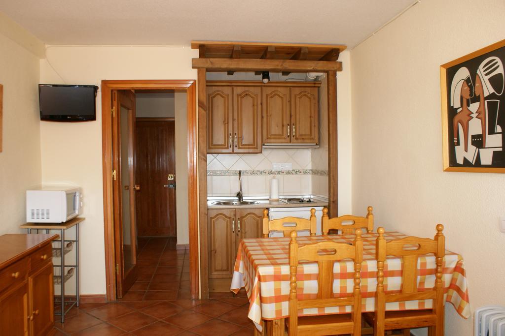Apartamentos Sierra Nevada Welcome Ruang foto