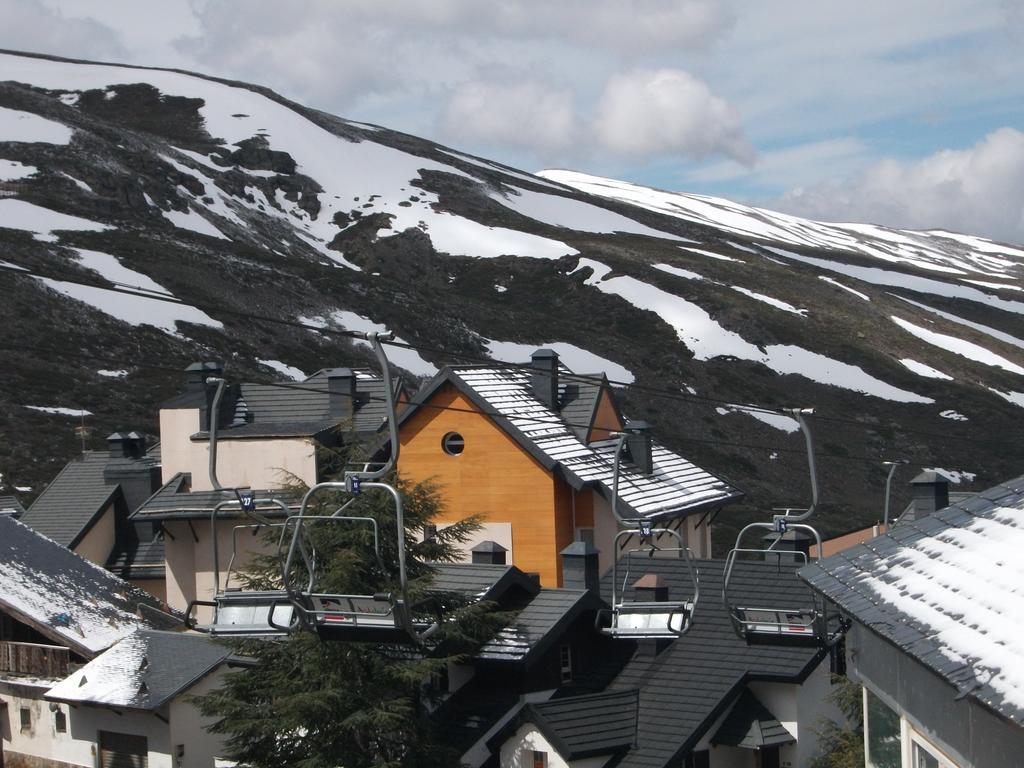 Apartamentos Sierra Nevada Welcome Ruang foto