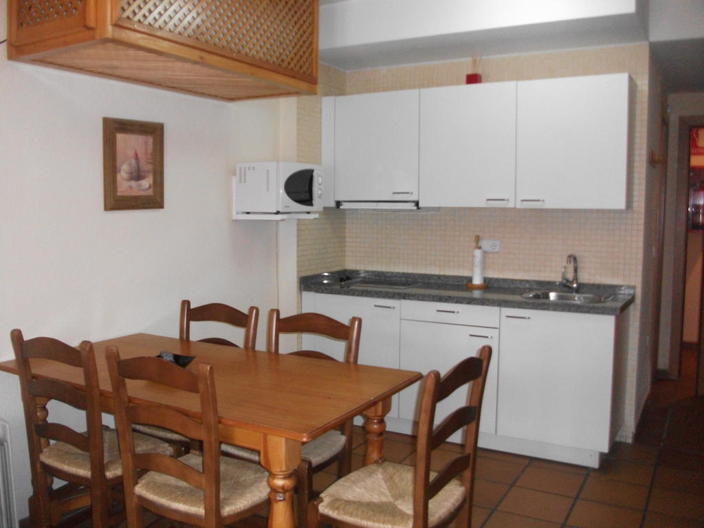 Apartamentos Sierra Nevada Welcome Ruang foto